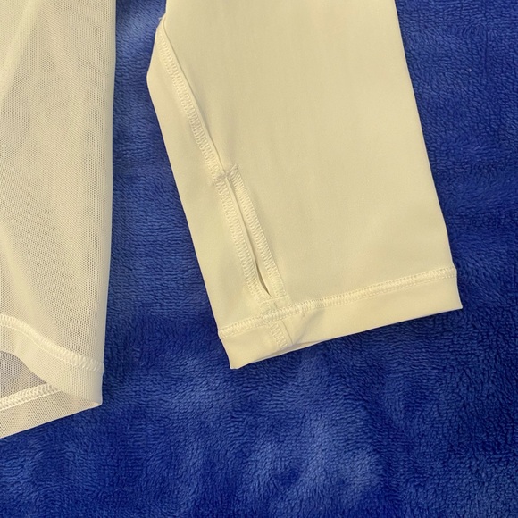 Lululemon Lightweight Long Sleeve - Picture 3 of 6